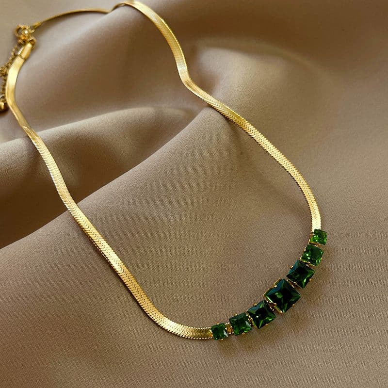 Minimal Luxury Titanium Steel Collarbone Necklace Elegant Design