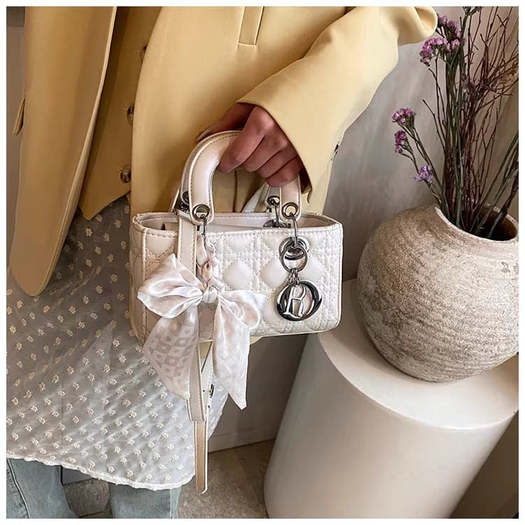 Luxury Quilted Women’s Crossbody Handbag