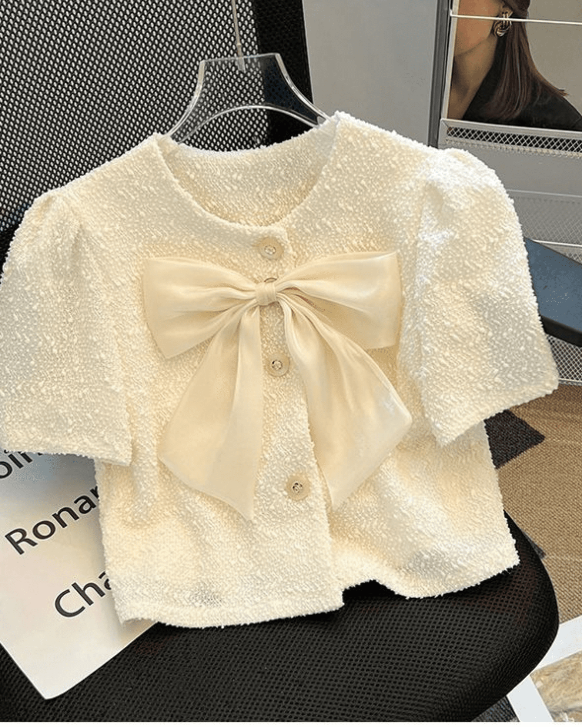 Elegant Artistic Short Sleeve Top