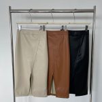 High-Waist Classic Leather Skirt for Women: Winter Mid-Length, Slimming Design with Hip-Covering Slit - Image 5