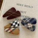 Khaki Plaid Fabric BB Hair Clip Sweet Retro Side Bang Hair Accessory - Image 4