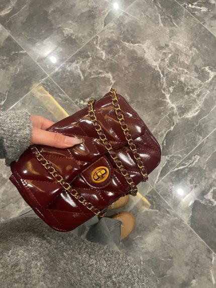 Vintage Oil Wax Leather Mini Crossbody Bag – Luxury Soft Finish