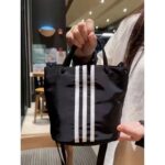 Casual Shoulder & Crossbody Handbag - Image 8