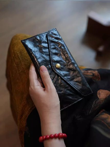 Women’s Vegetable Tanned Genuine Leather Long Wallet Envelope Clutch