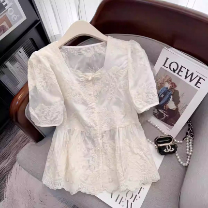 Women’s Loose Fit Top