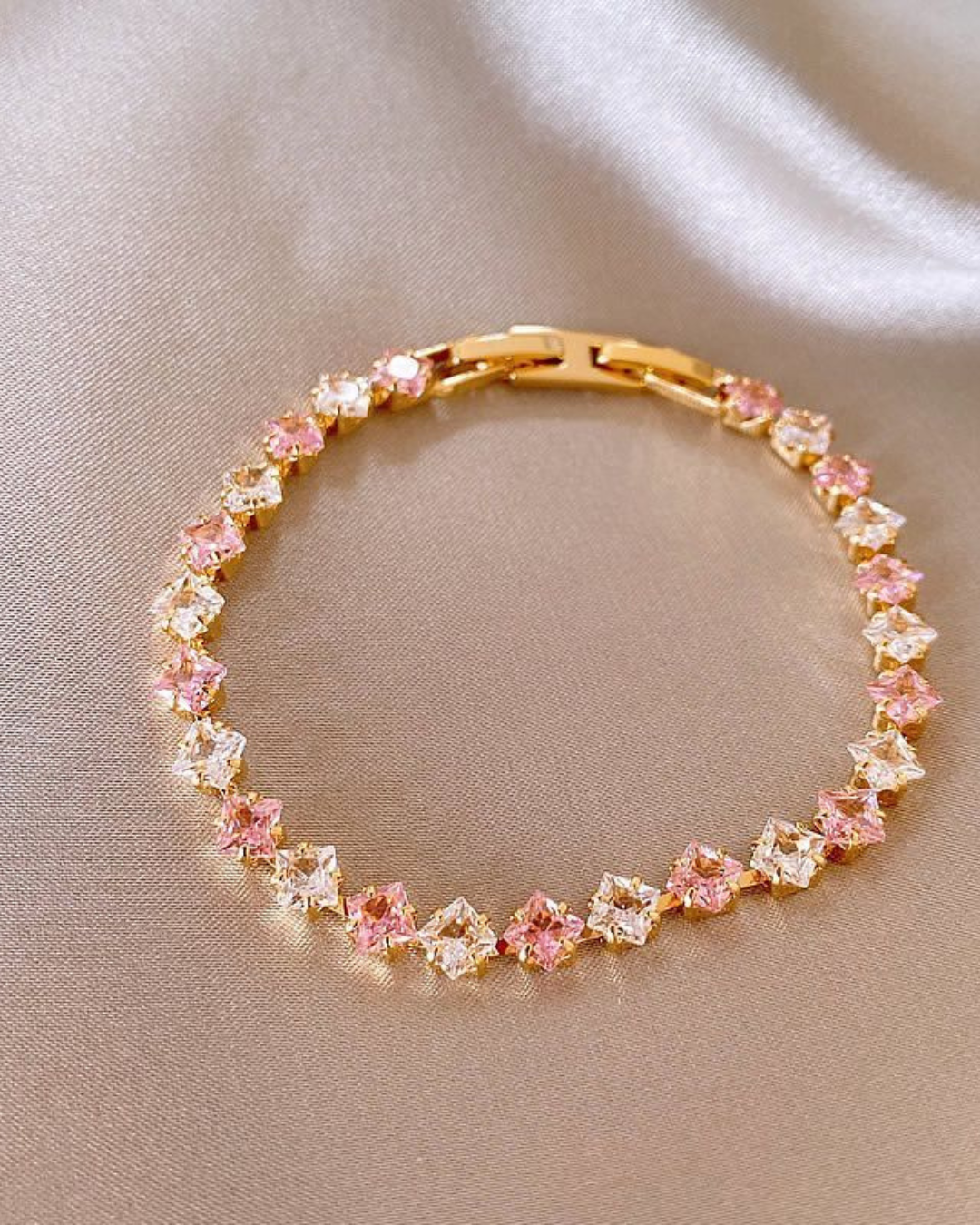 Untitleddesign_20_2efb23c5-fee1-4028-a730-a98f659278e1 Pink Square Zircon Bracelet for Women - Image 1