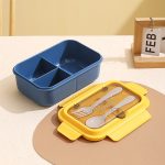 Nordic Style Microwaveable Lunch Box – PP Outer Shell with 304 Stainless Steel Compartment, Fork & Spoon Included – Portable and Leak-Proof Food Container